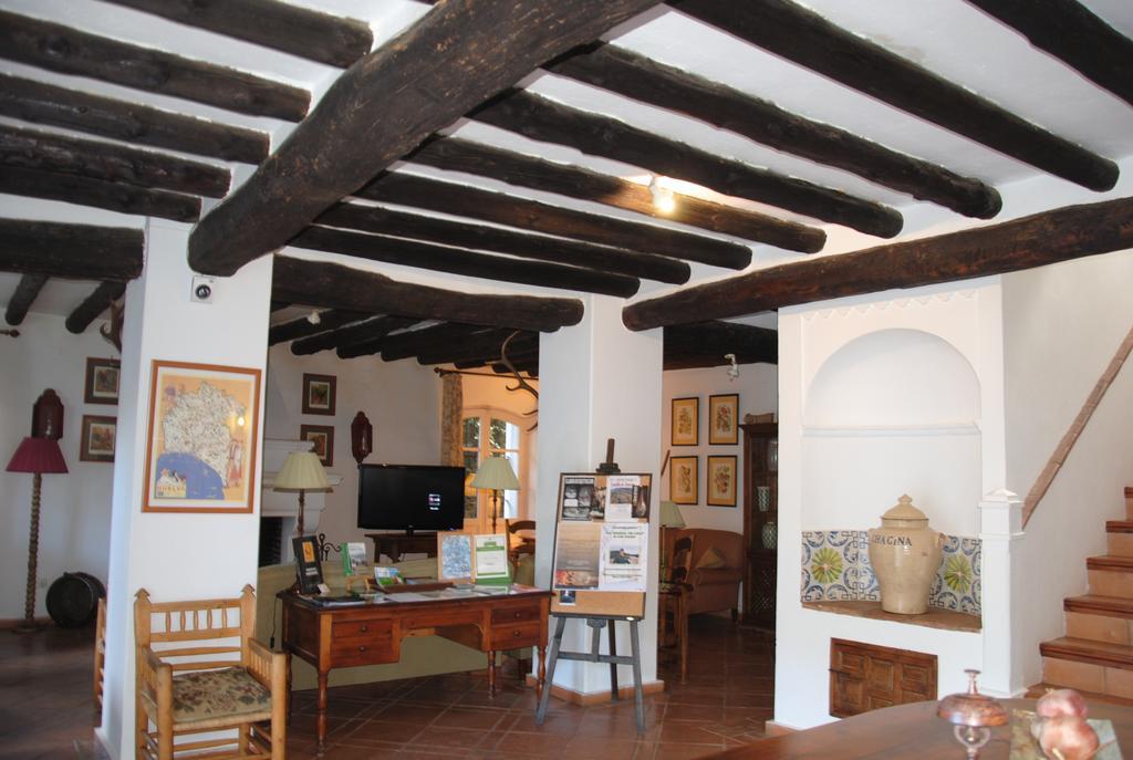 Finca Valbono Apartamentos Rurales Y Hotel Aracena Exterior photo