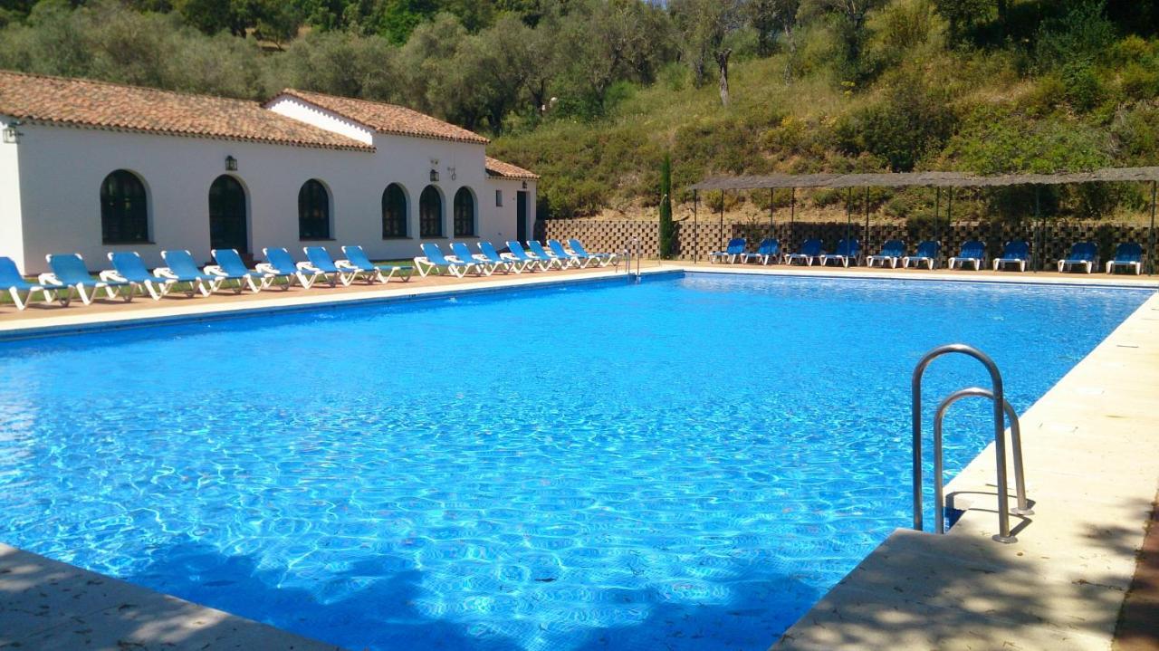 Finca Valbono Apartamentos Rurales Y Hotel Aracena Exterior photo